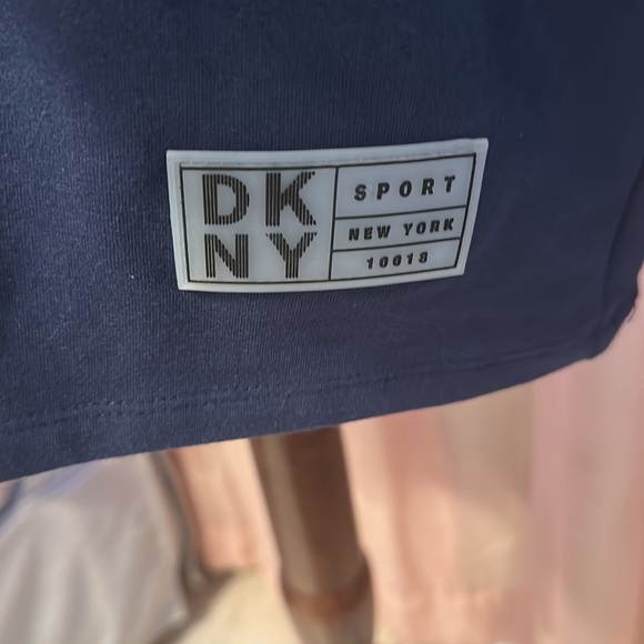 DKNY New England Patriots hoodie - Picture 3 of 8